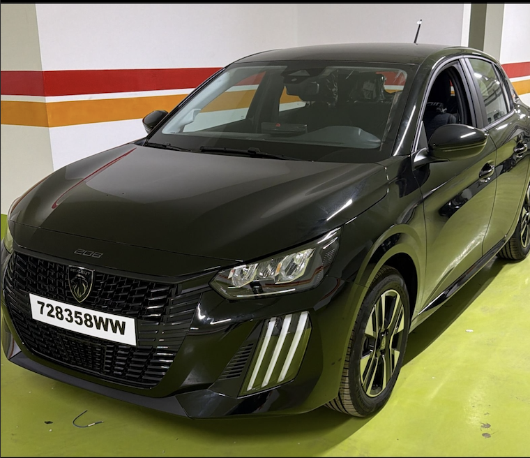 Peugeot 208