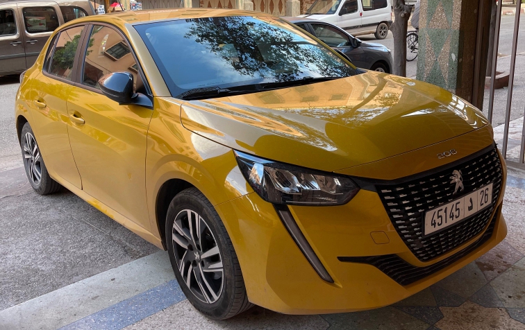 Peugeot 208